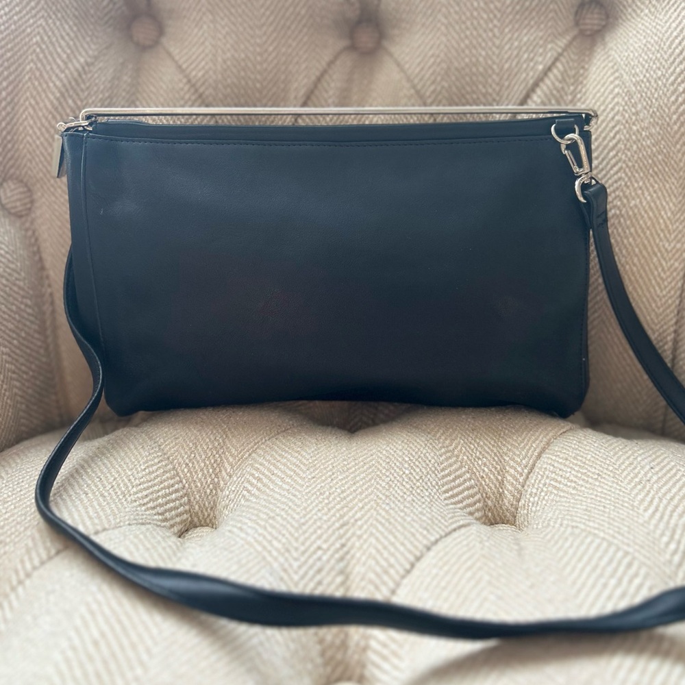 Maxx New York Crossbody